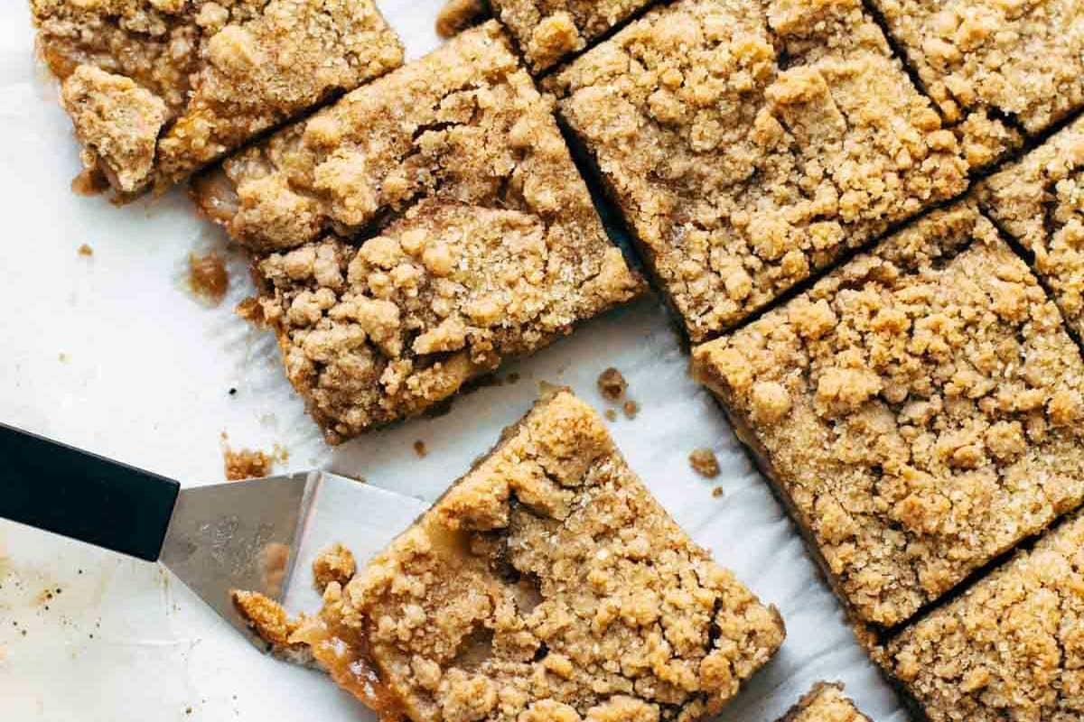 Caramel Apple Crisp Bars | pinchofyum.com
